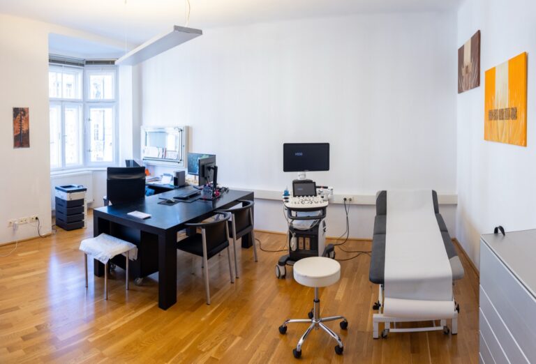 Behandlungsraum von Dr. Gregor Pittl